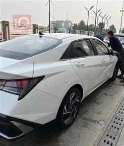 هیوندای ئەلەنترا